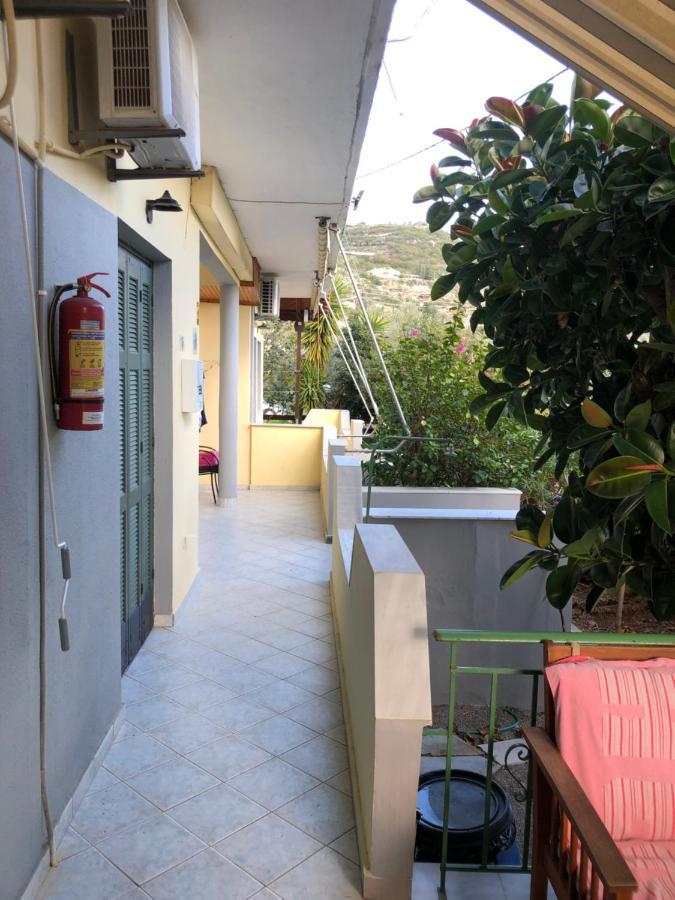 George Apartments Stoúpa エクステリア 写真